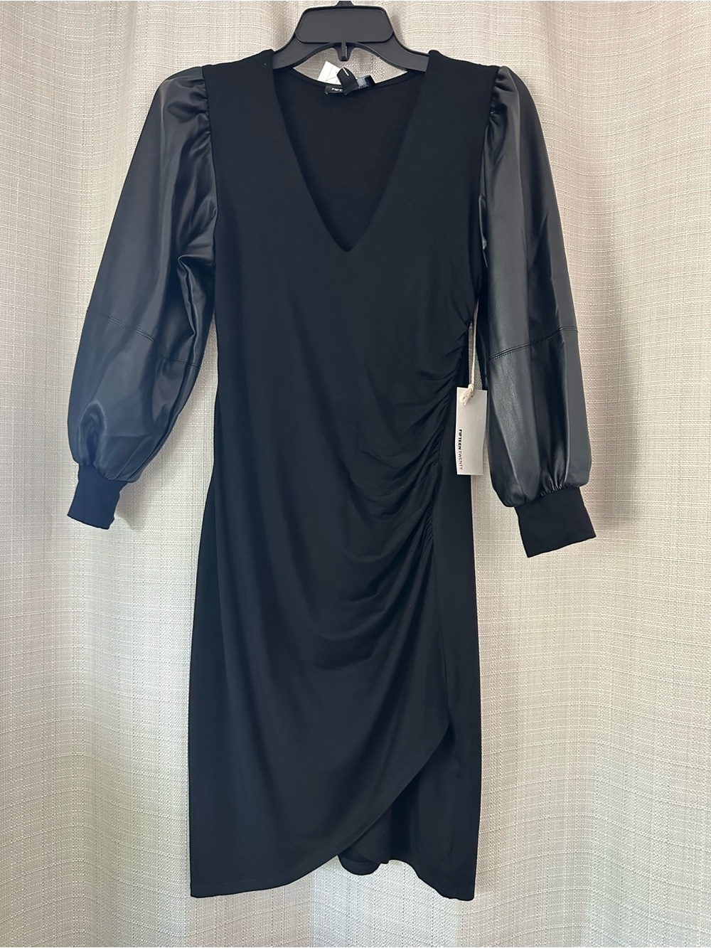 Fifteen Twenty Black Contrast shirred V-Neck Dress Mix media Puff long Sleeve S